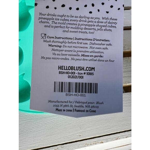 Blush Pineapple Silicone Ice Tray - Picture 4 of 7